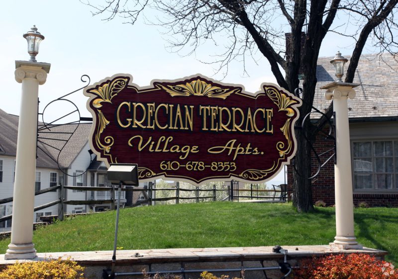 Grecian Terrace Village Apartments Penn Ave @ 101-137 Grecian Terrace, Sinking Spring, PA 19608